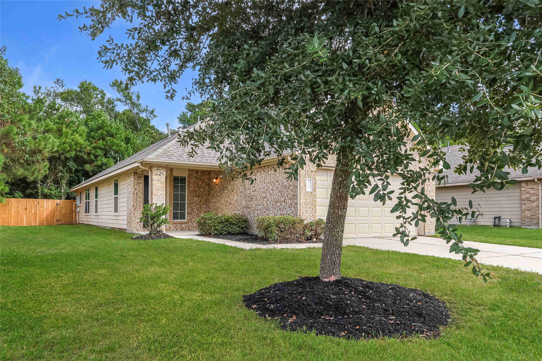 3127 Right Way Property Photo 3
