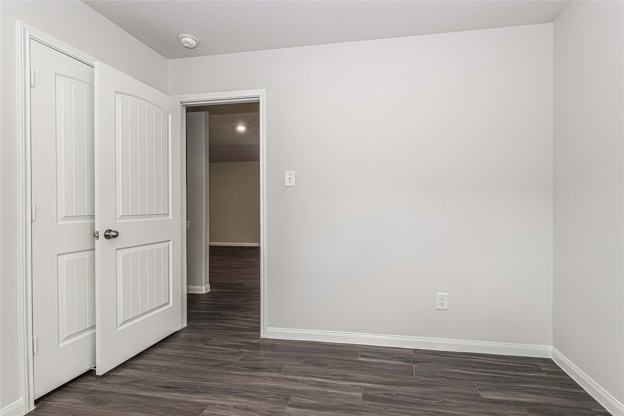 3127 Right Way Property Photo 15