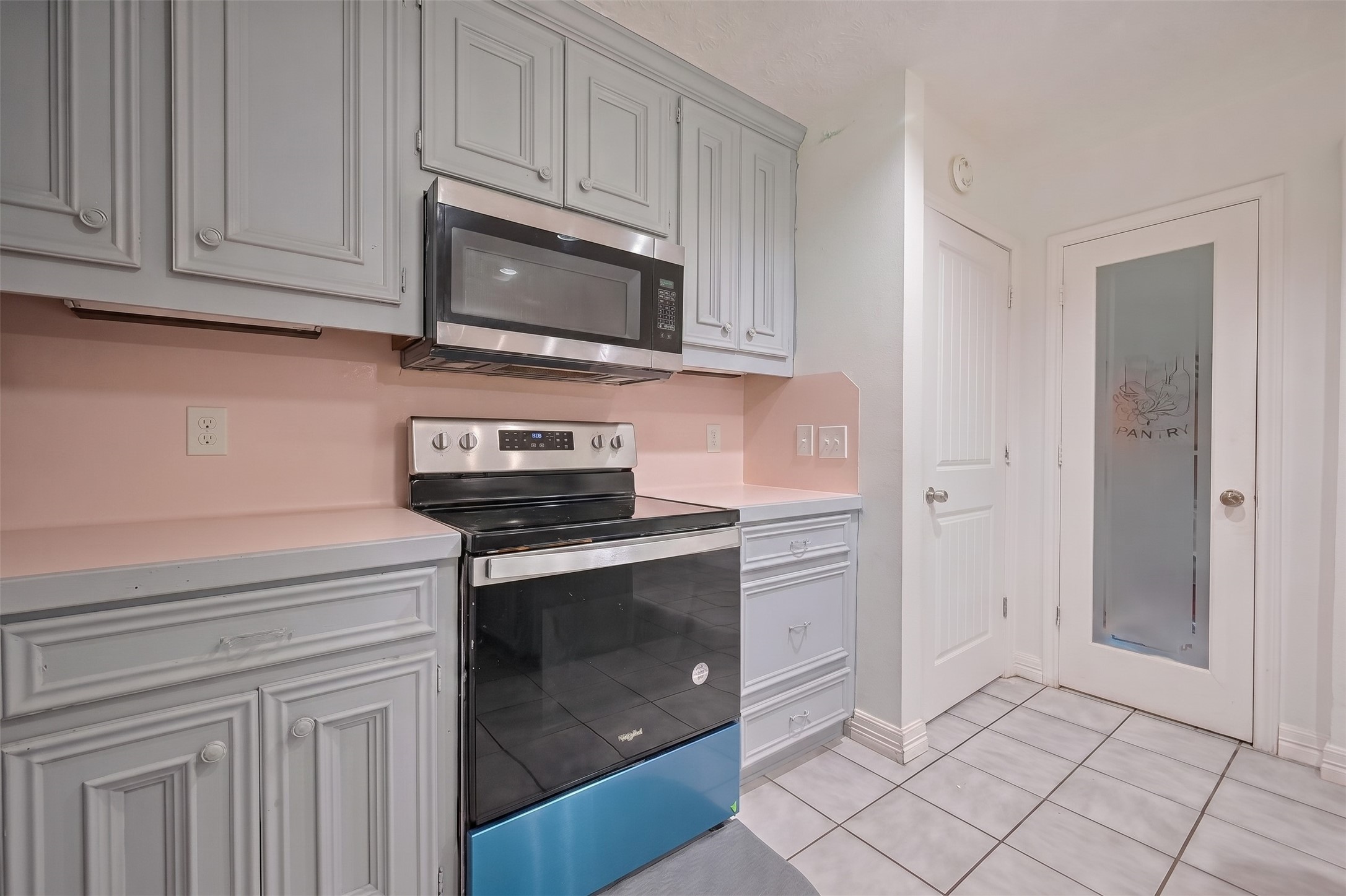 13351 Oak Leaf Lane Property Photo 3