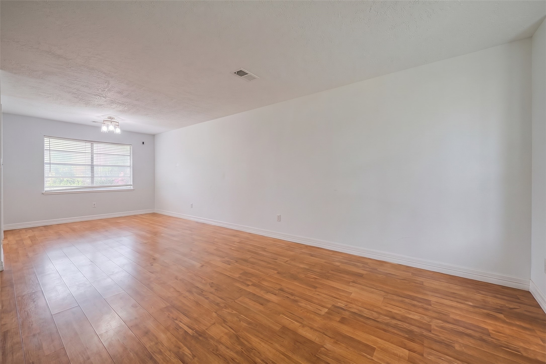 13351 Oak Leaf Lane Property Photo 20