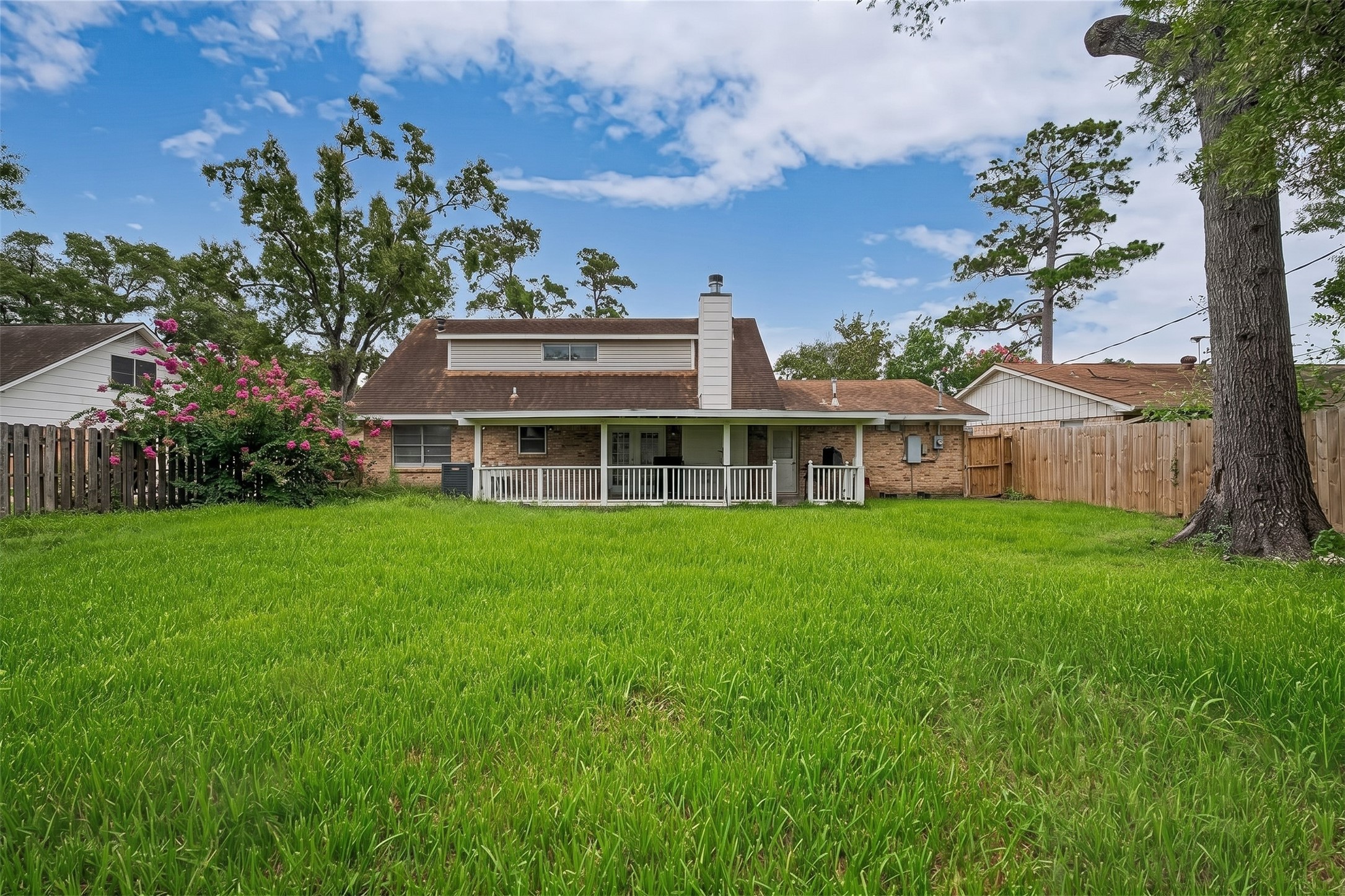 13351 Oak Leaf Lane Property Photo 21