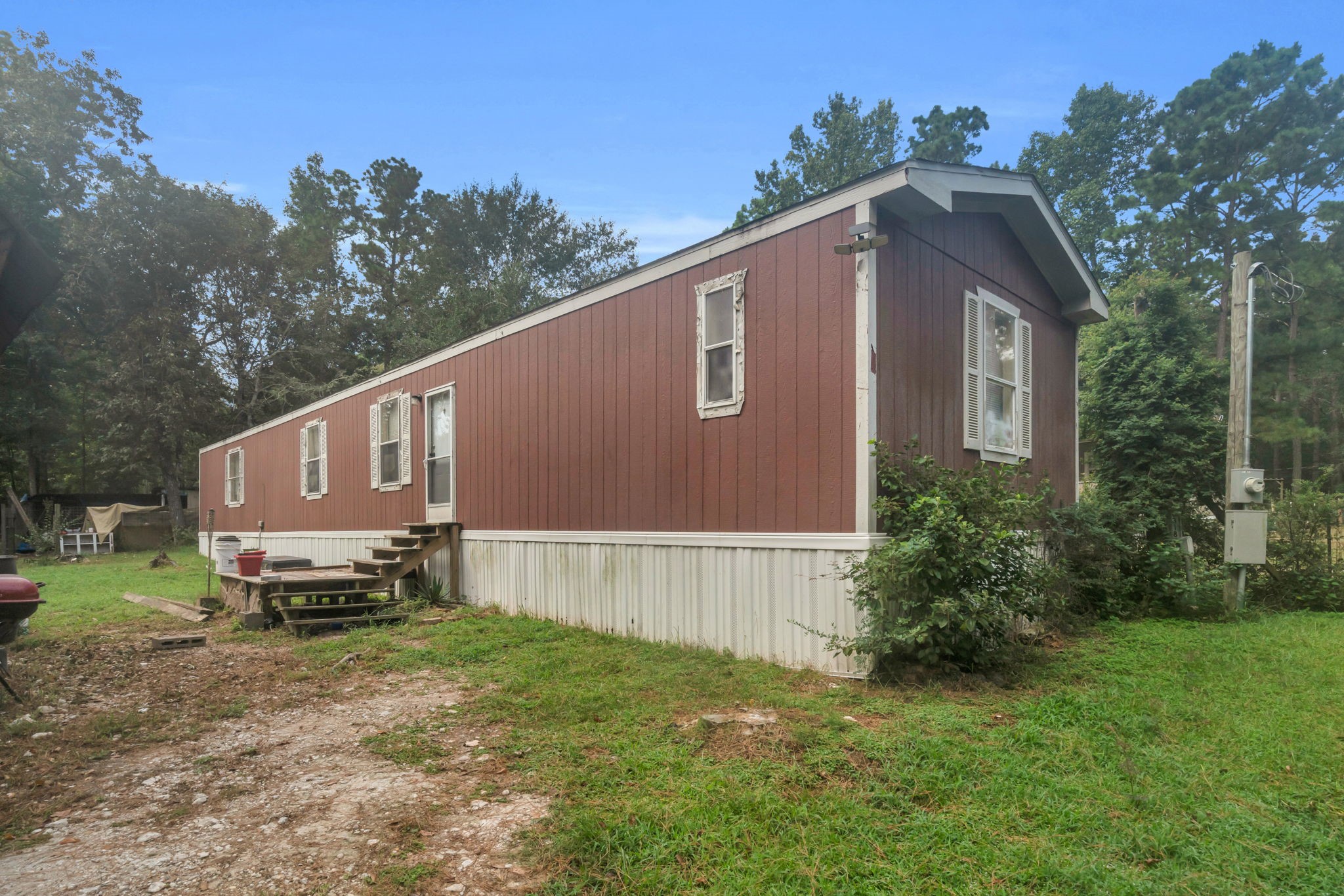 8318 Silver Maple Property Photo 3