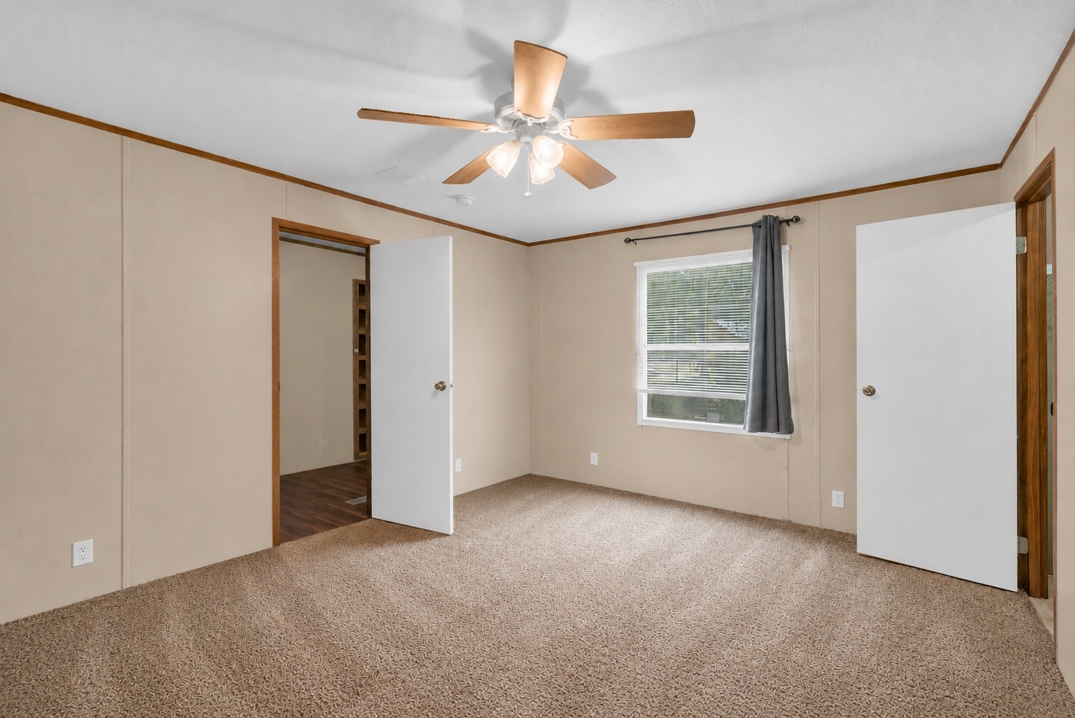 8318 Silver Maple Property Photo 10