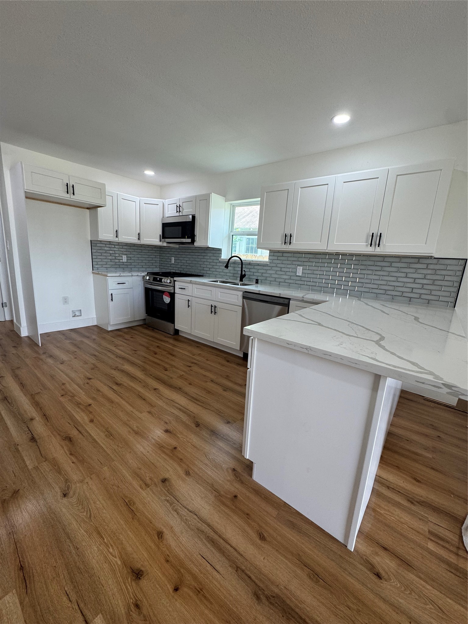 4414 Orange Street Property Photo 6