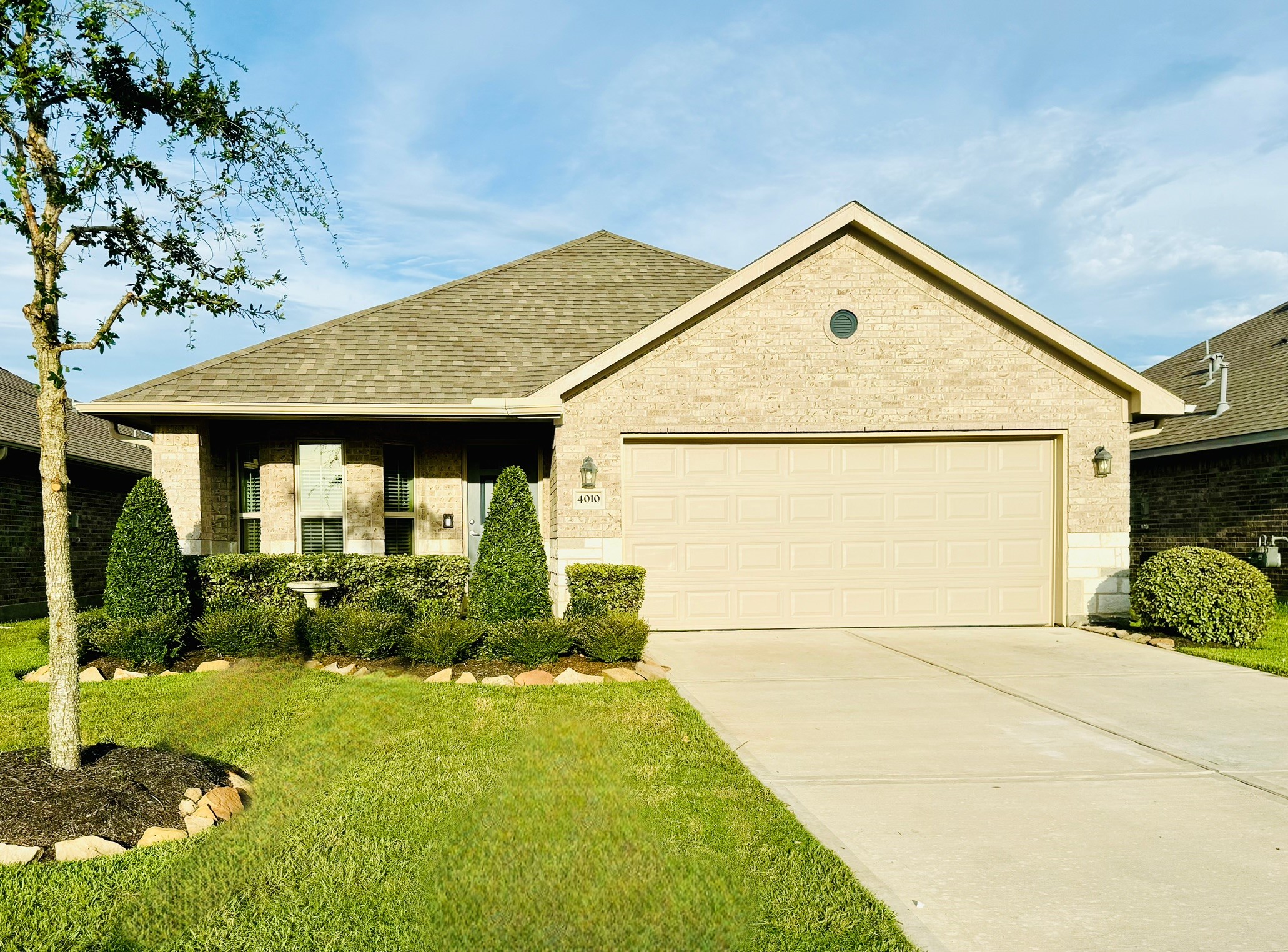 4010 Southall Place Property Photo 1
