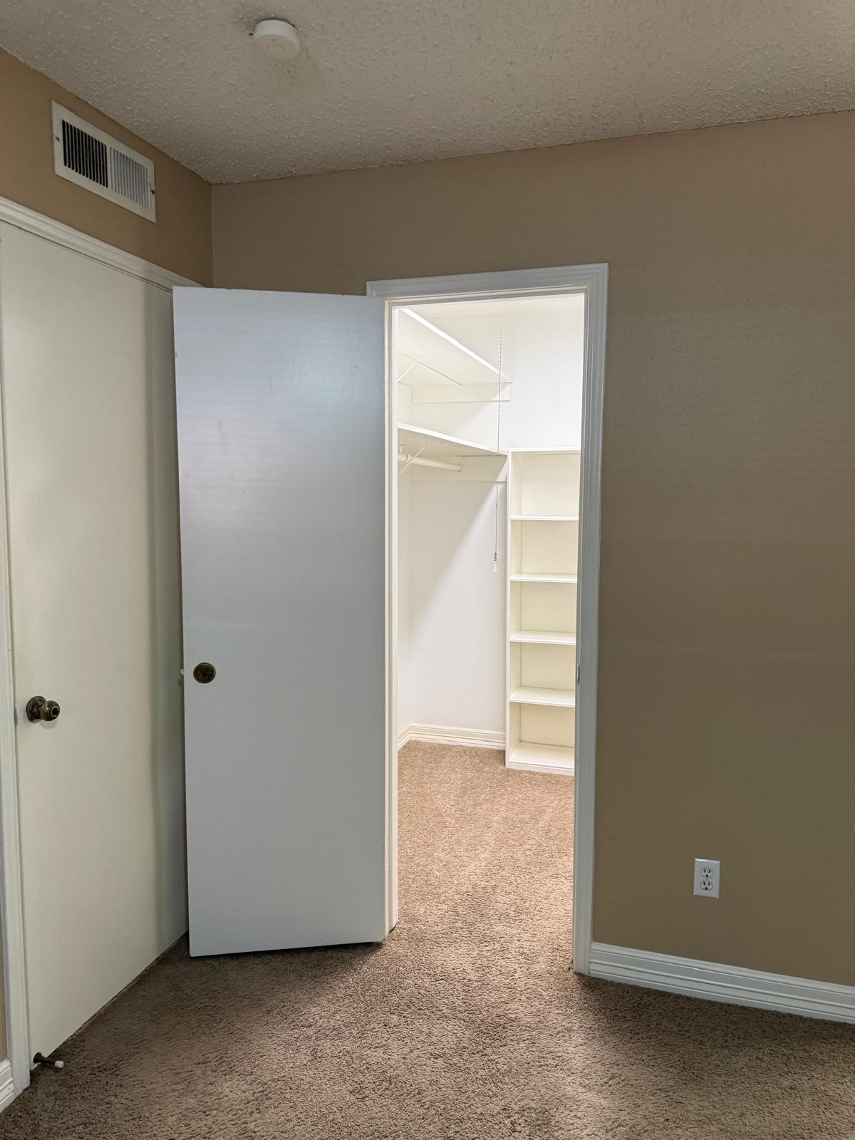 6402 Del Monte Drive 54 Property Photo 23