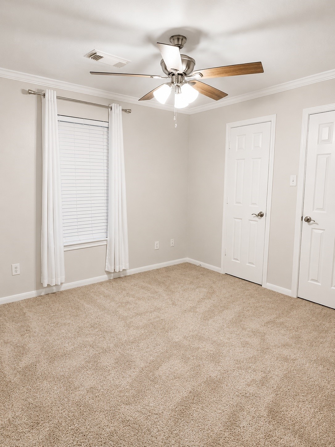 1208 Andrews Street Property Photo 9