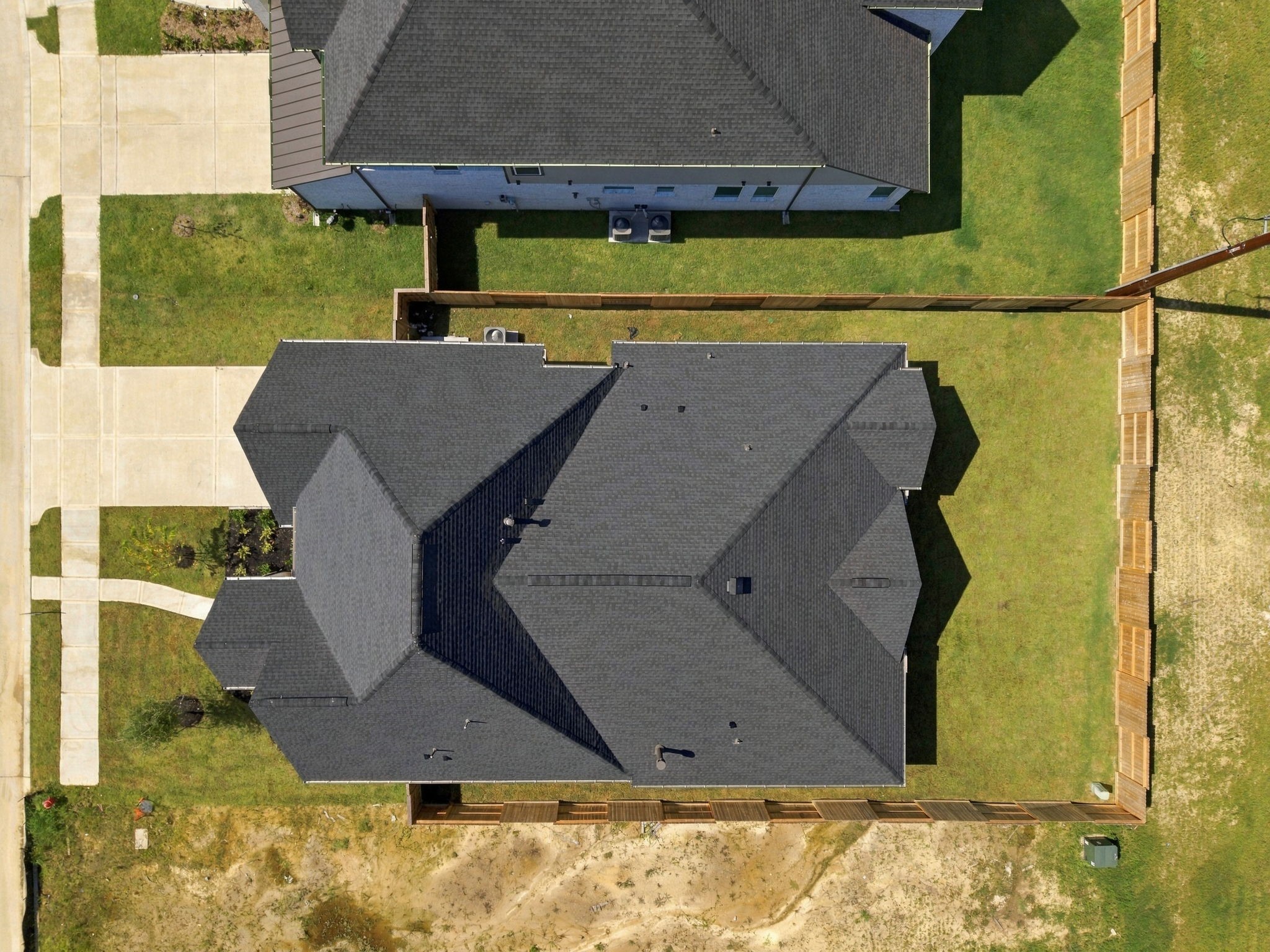 12222 Denham Drive Property Photo 6