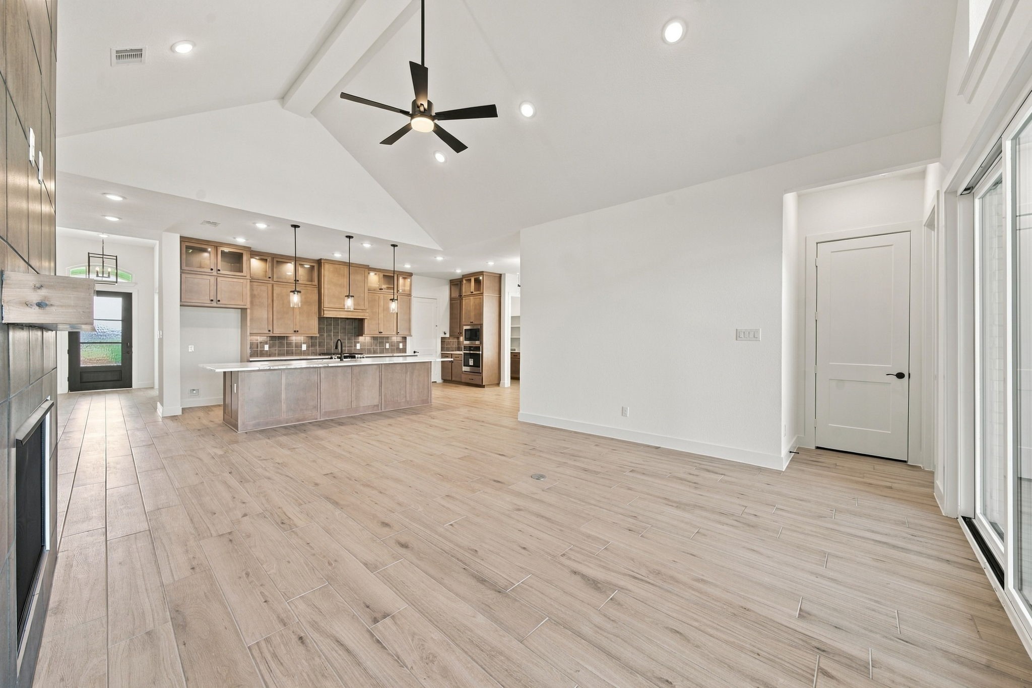 12222 Denham Drive Property Photo 24