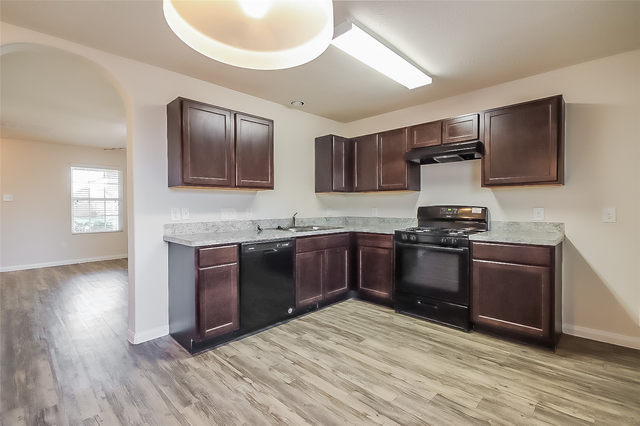 24111 Avogadro Drive Property Photo 4