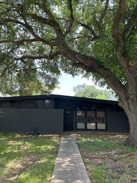 3900 Aggie Drive Property Photo 2