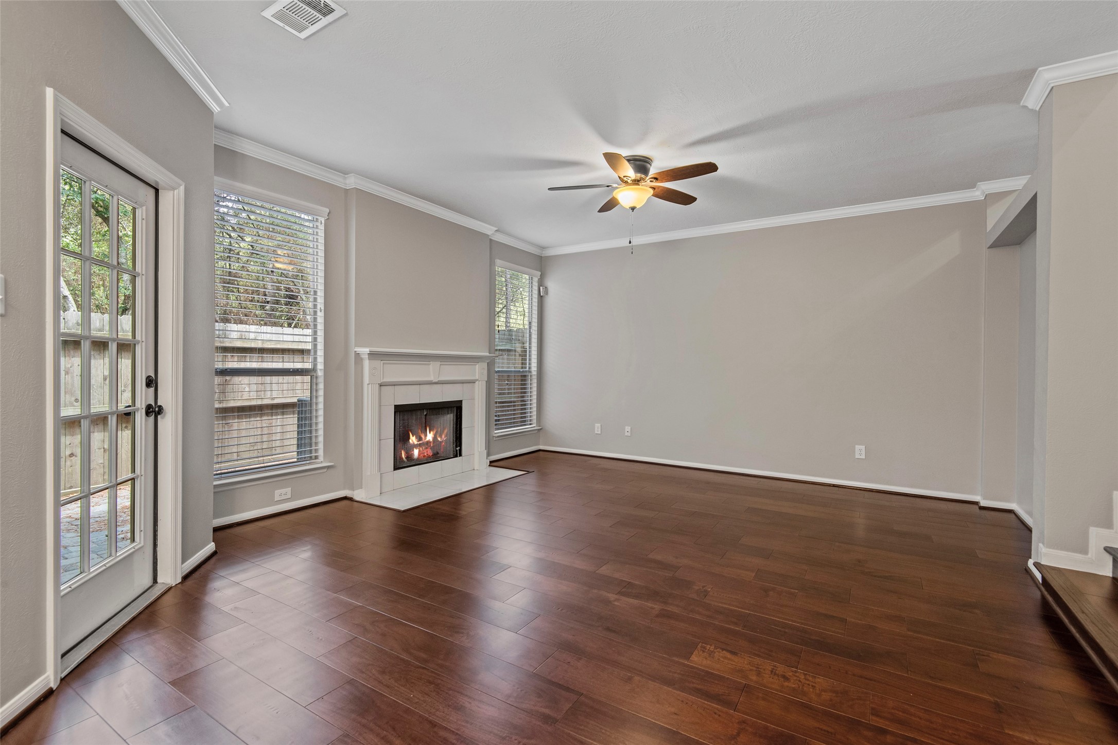 107 S Spiral Vine Circle Property Photo 9