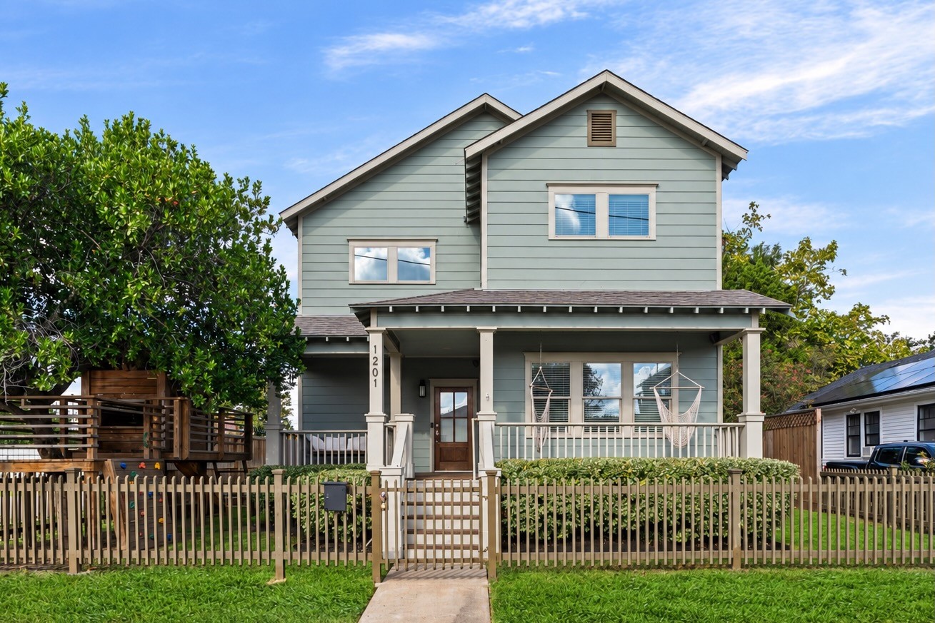 1201 Tabor Street Property Photo 1