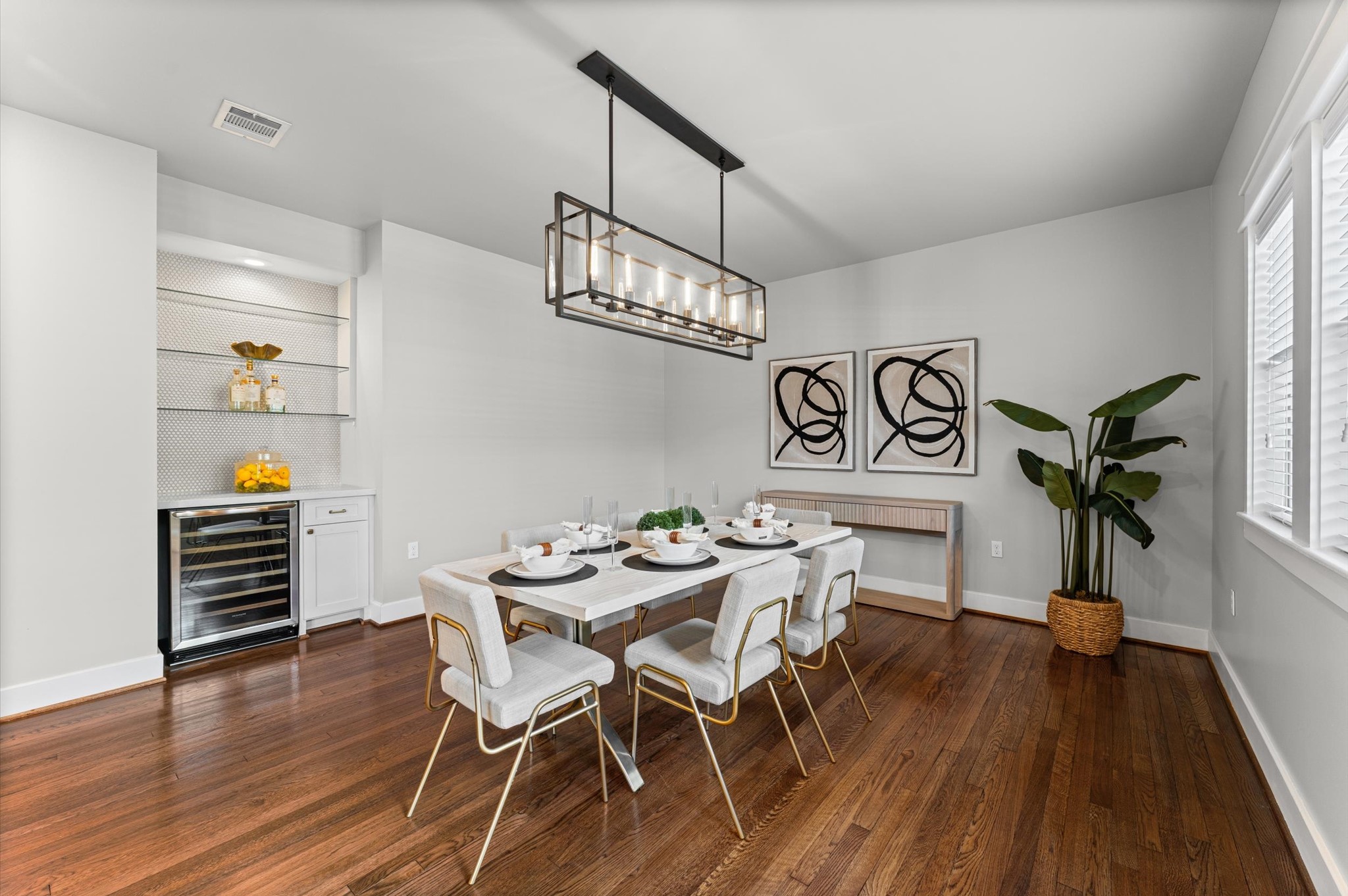 1201 Tabor Street Property Photo 12