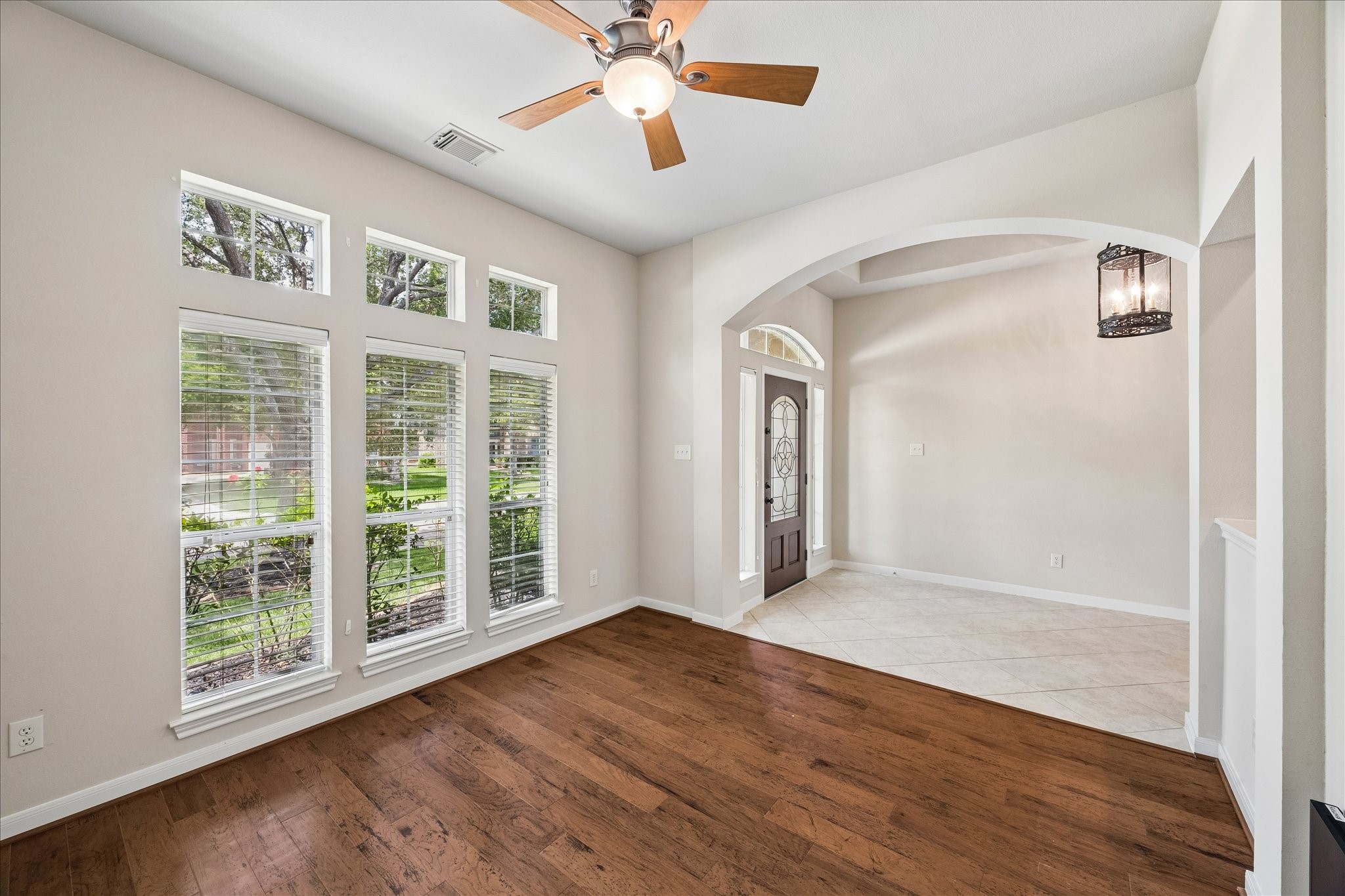 2504 Ivy Stone Lane Property Photo 6