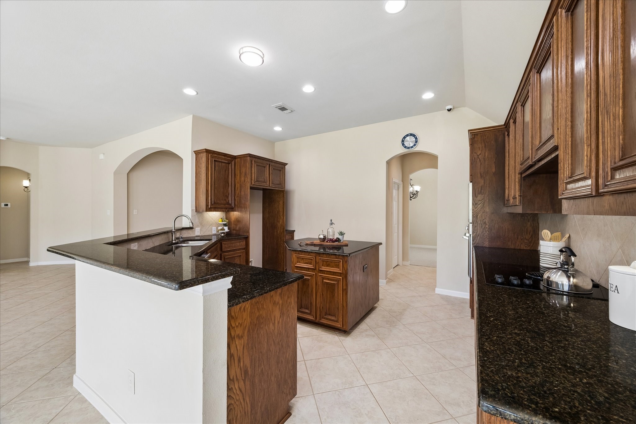 2504 Ivy Stone Lane Property Photo 14