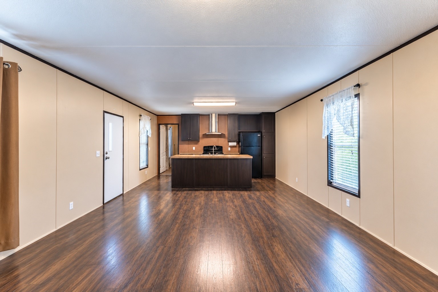 651 Harbor Point Drive Property Photo 16