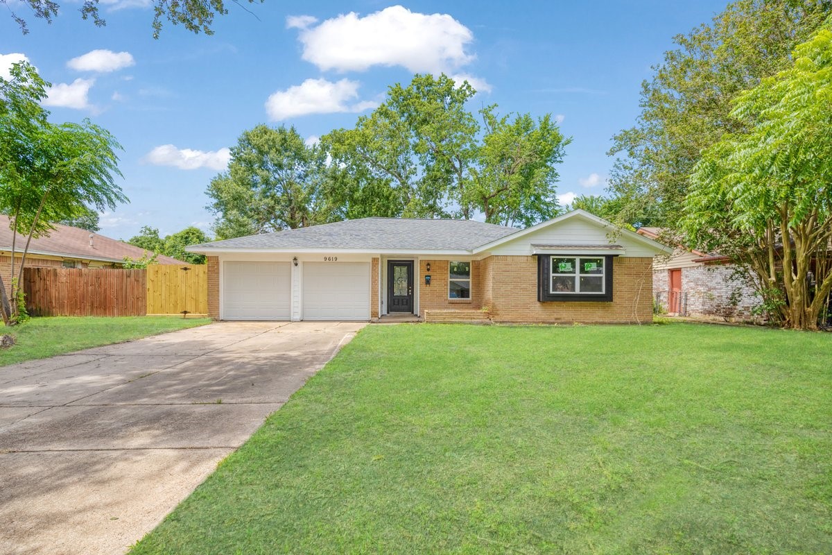 9619 Tiltree Street Property Photo 1