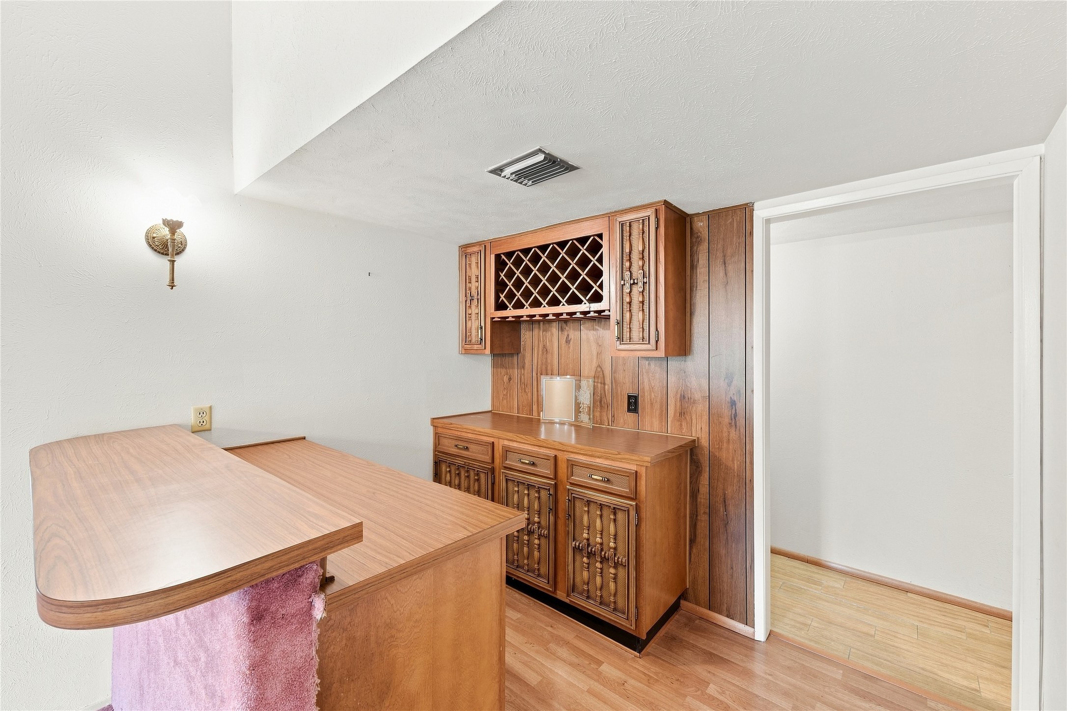 3814 Rolling Terrace Drive Property Photo 9
