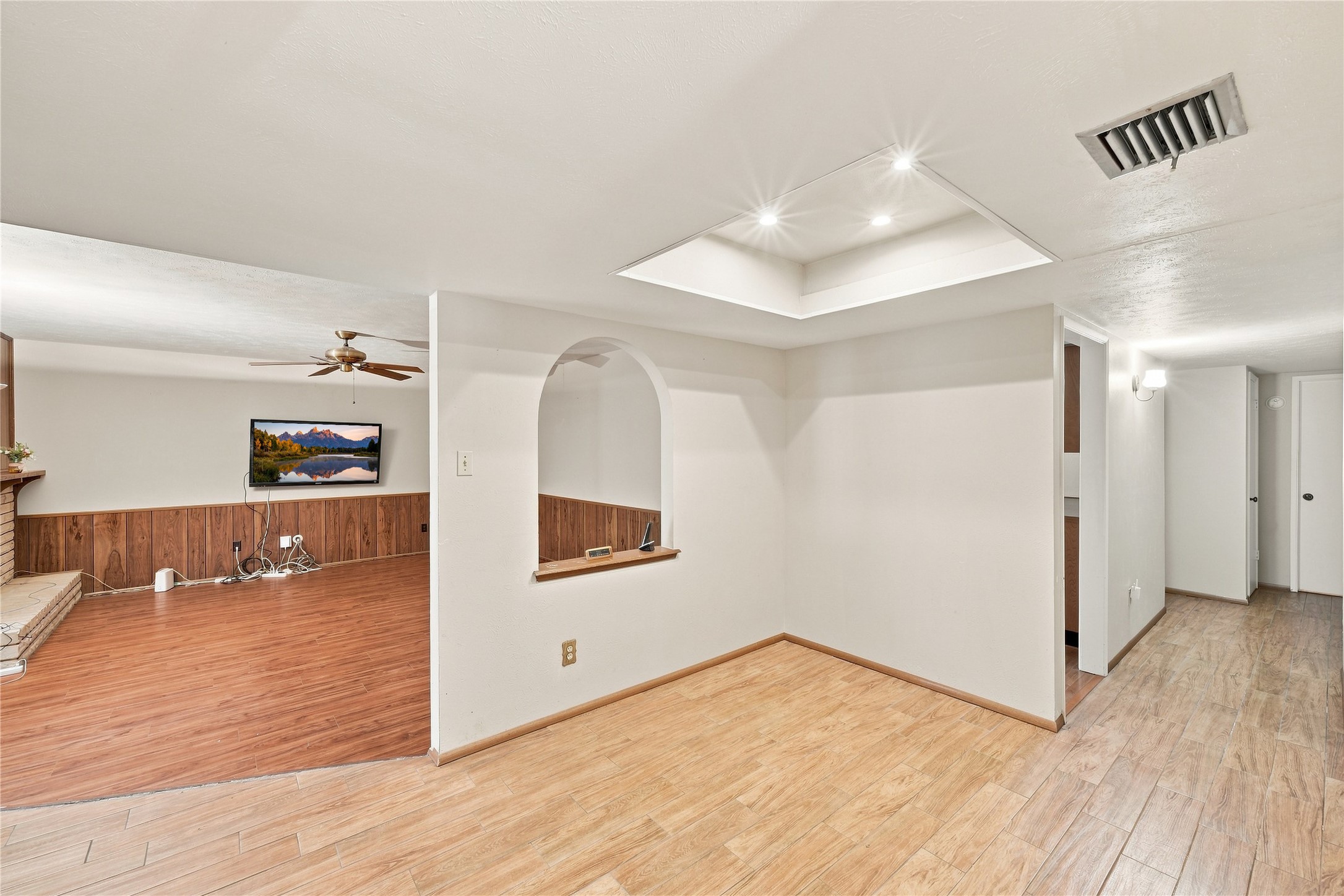 3814 Rolling Terrace Drive Property Photo 11