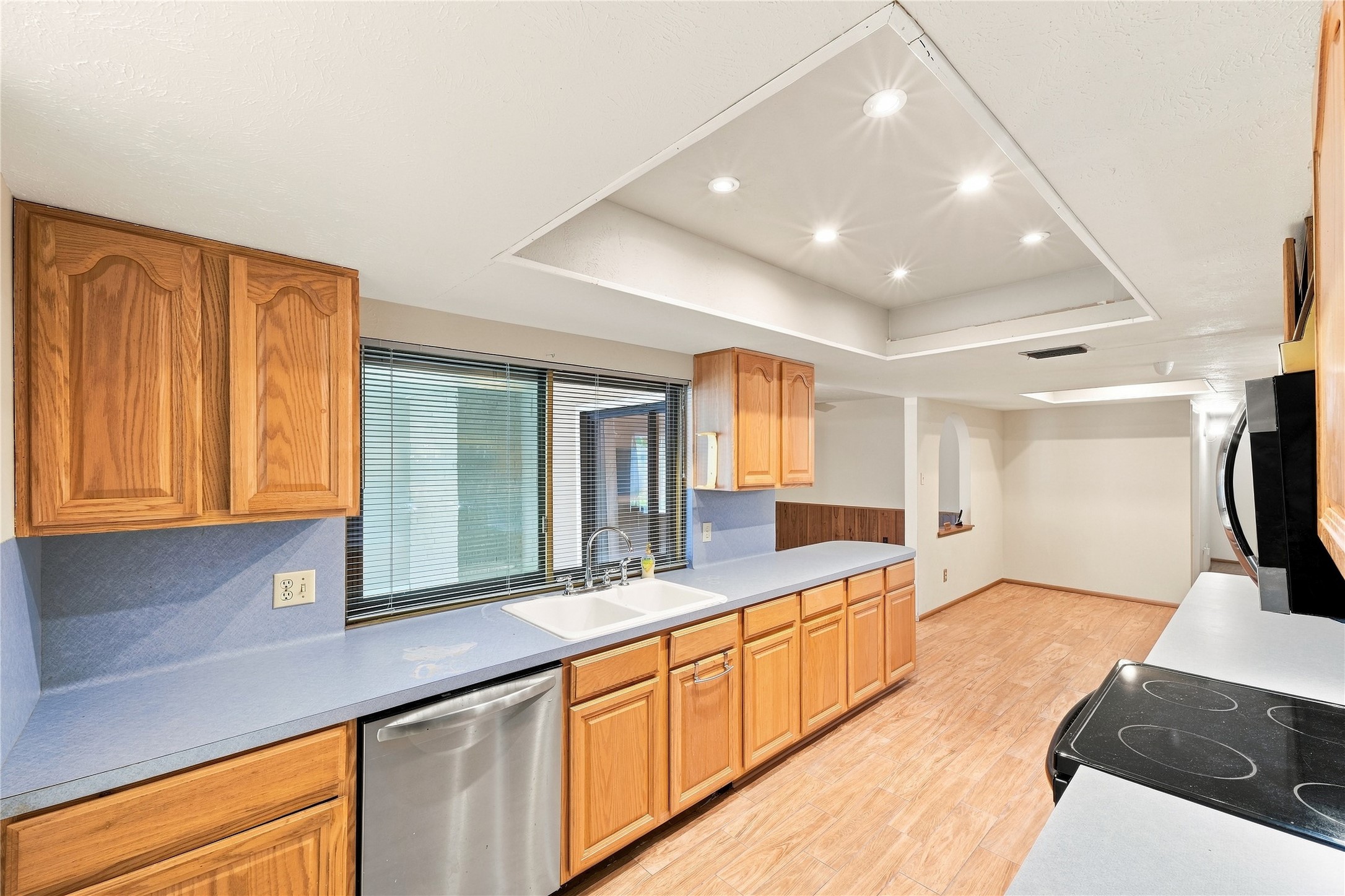 3814 Rolling Terrace Drive Property Photo 14