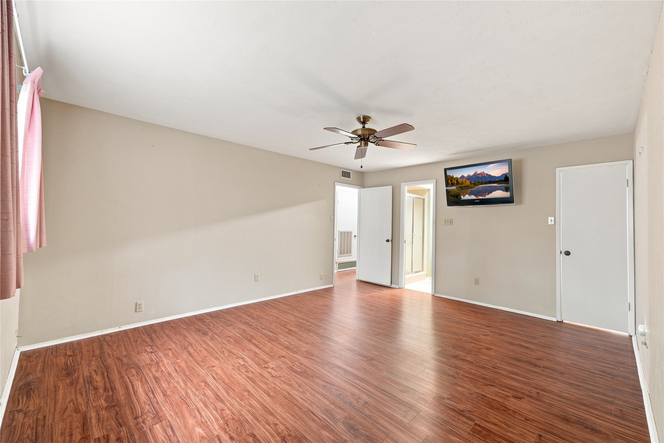 3814 Rolling Terrace Drive Property Photo 19