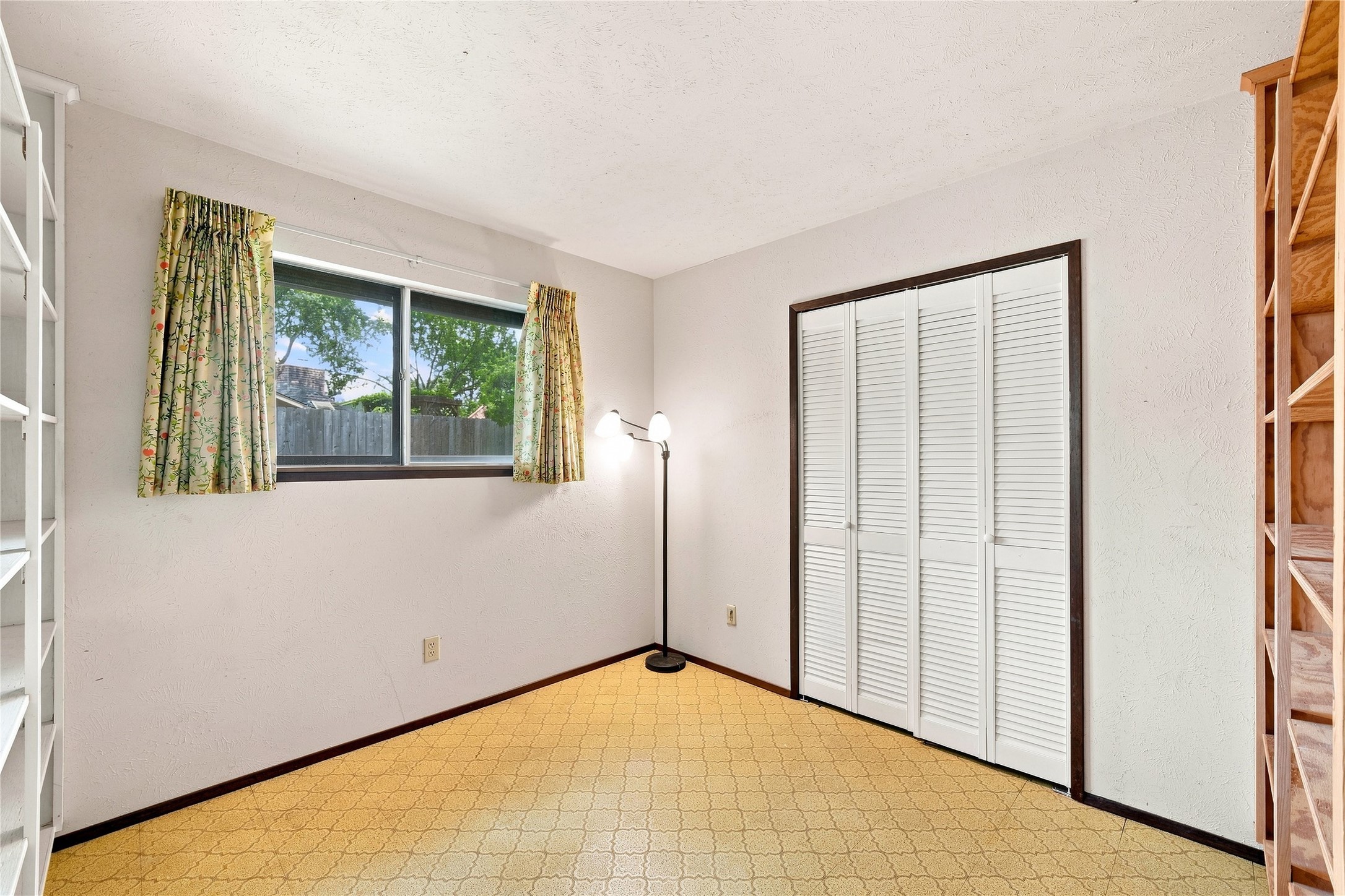 3814 Rolling Terrace Drive Property Photo 24