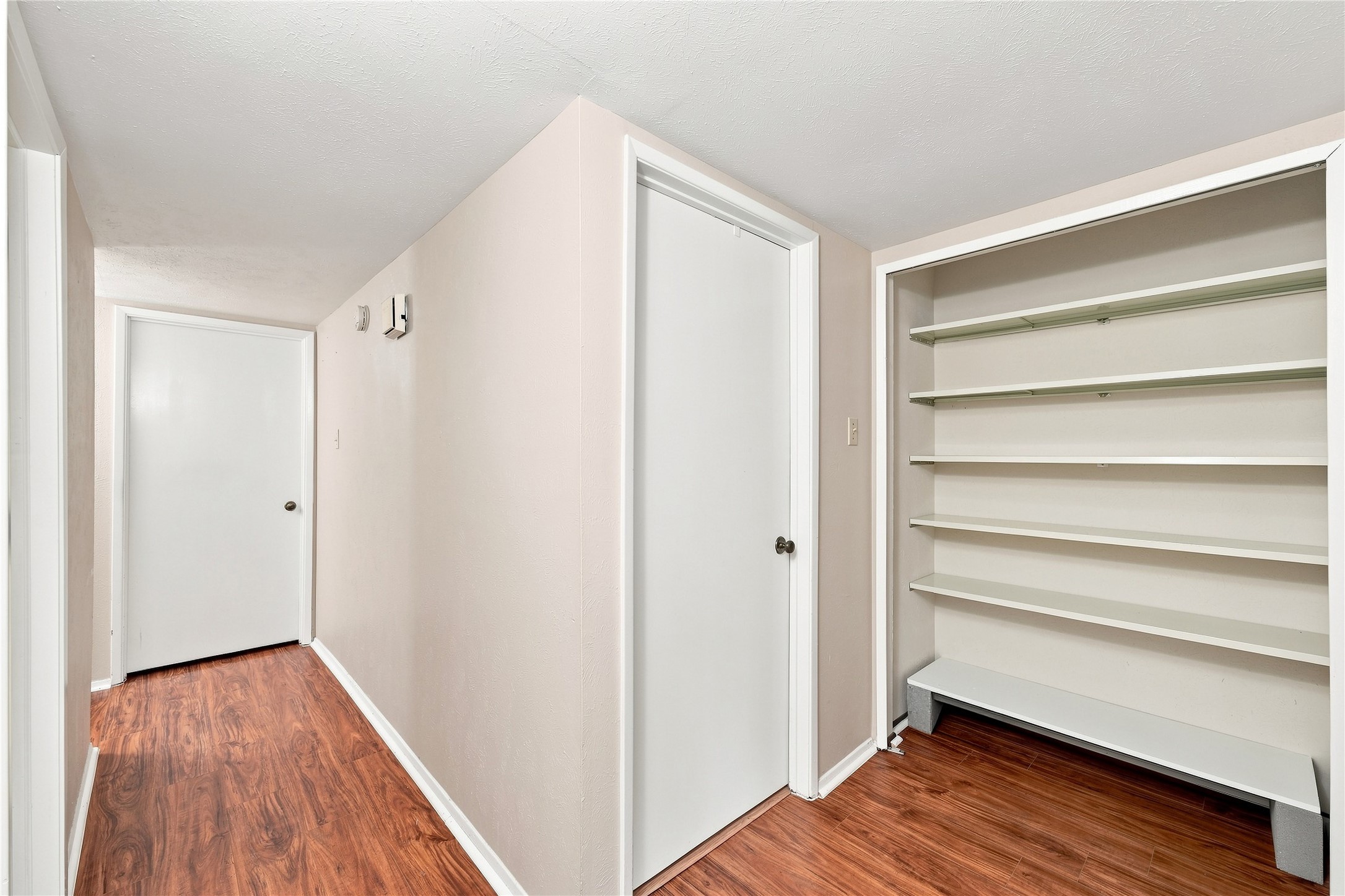 3814 Rolling Terrace Drive Property Photo 26