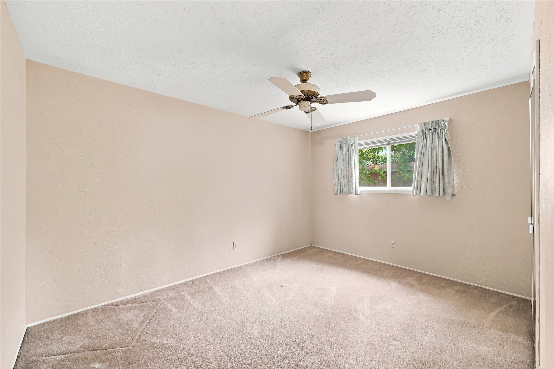 3814 Rolling Terrace Drive Property Photo 29