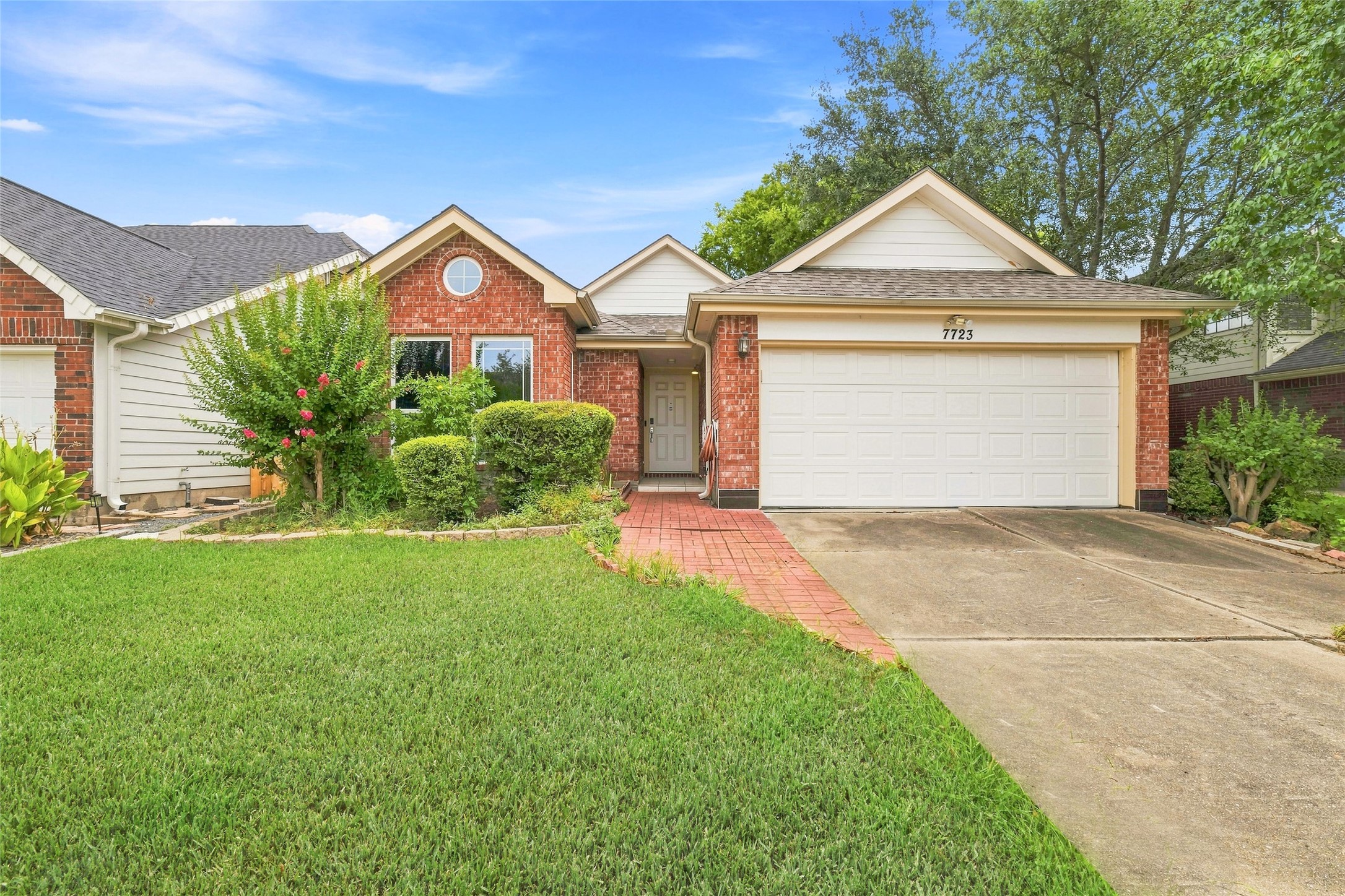 7723 Valera Lane Property Photo 1