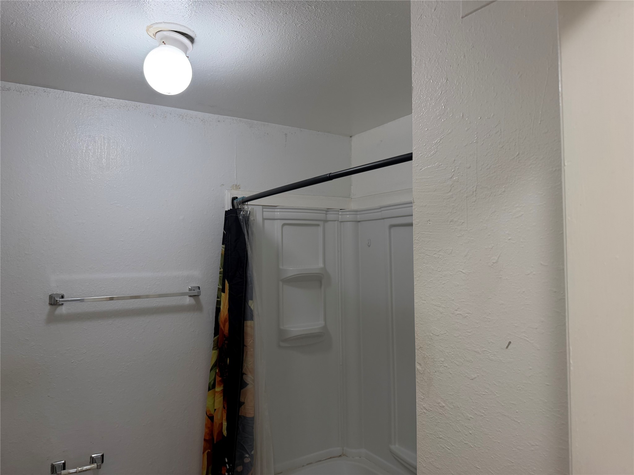 1221 Houston Streets 4 Property Photo 12