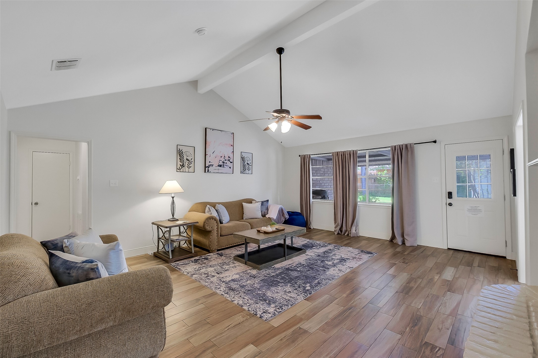 11715 Brighton Lane Property Photo 6