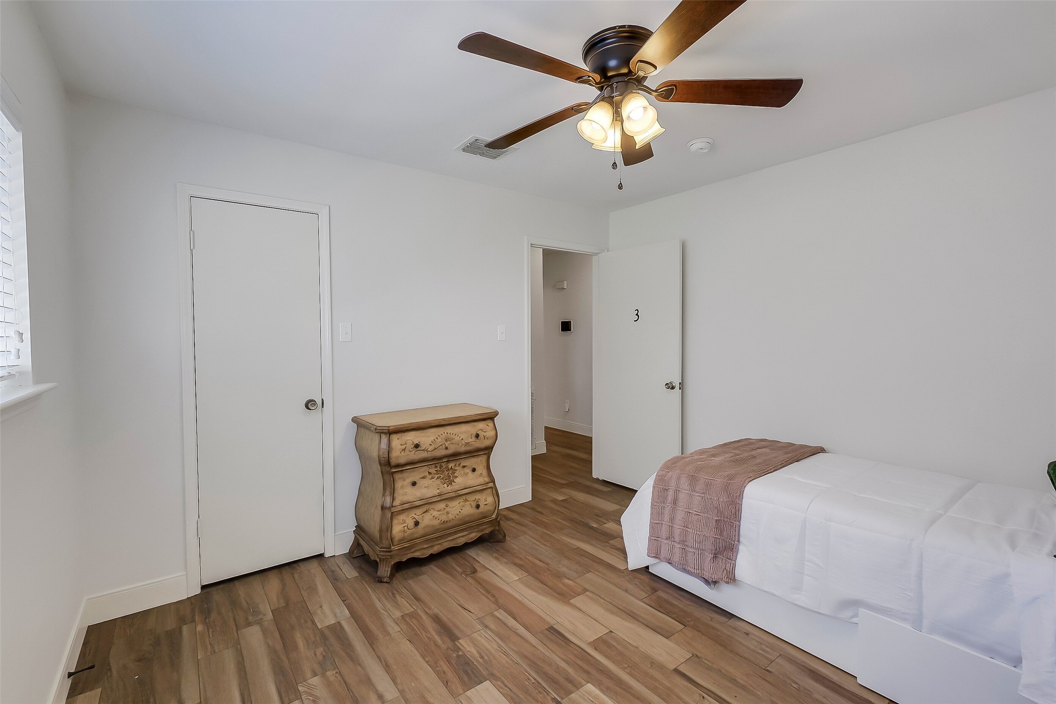 11715 Brighton Lane Property Photo 21