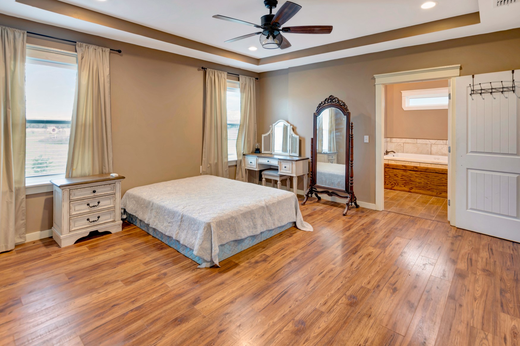 1207 Friar Road Property Photo 10