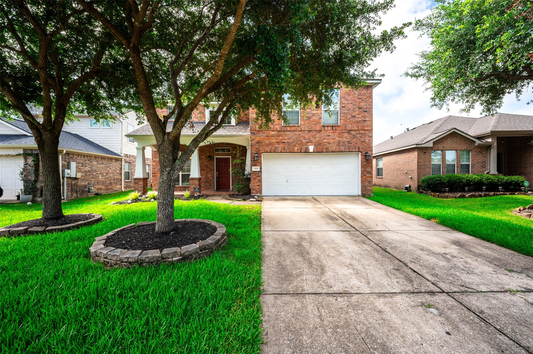 2931 Silver Landing Lane Property Photo 1