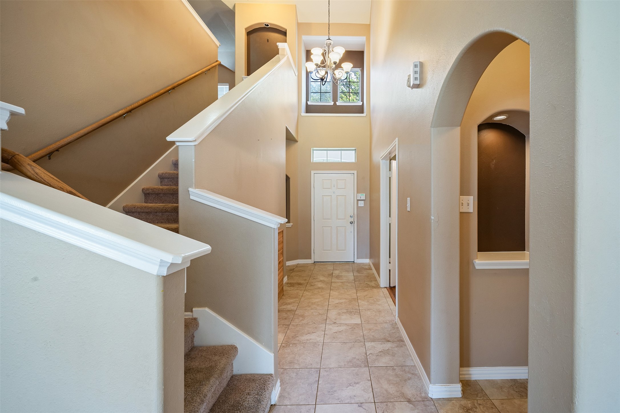 2931 Silver Landing Lane Property Photo 5
