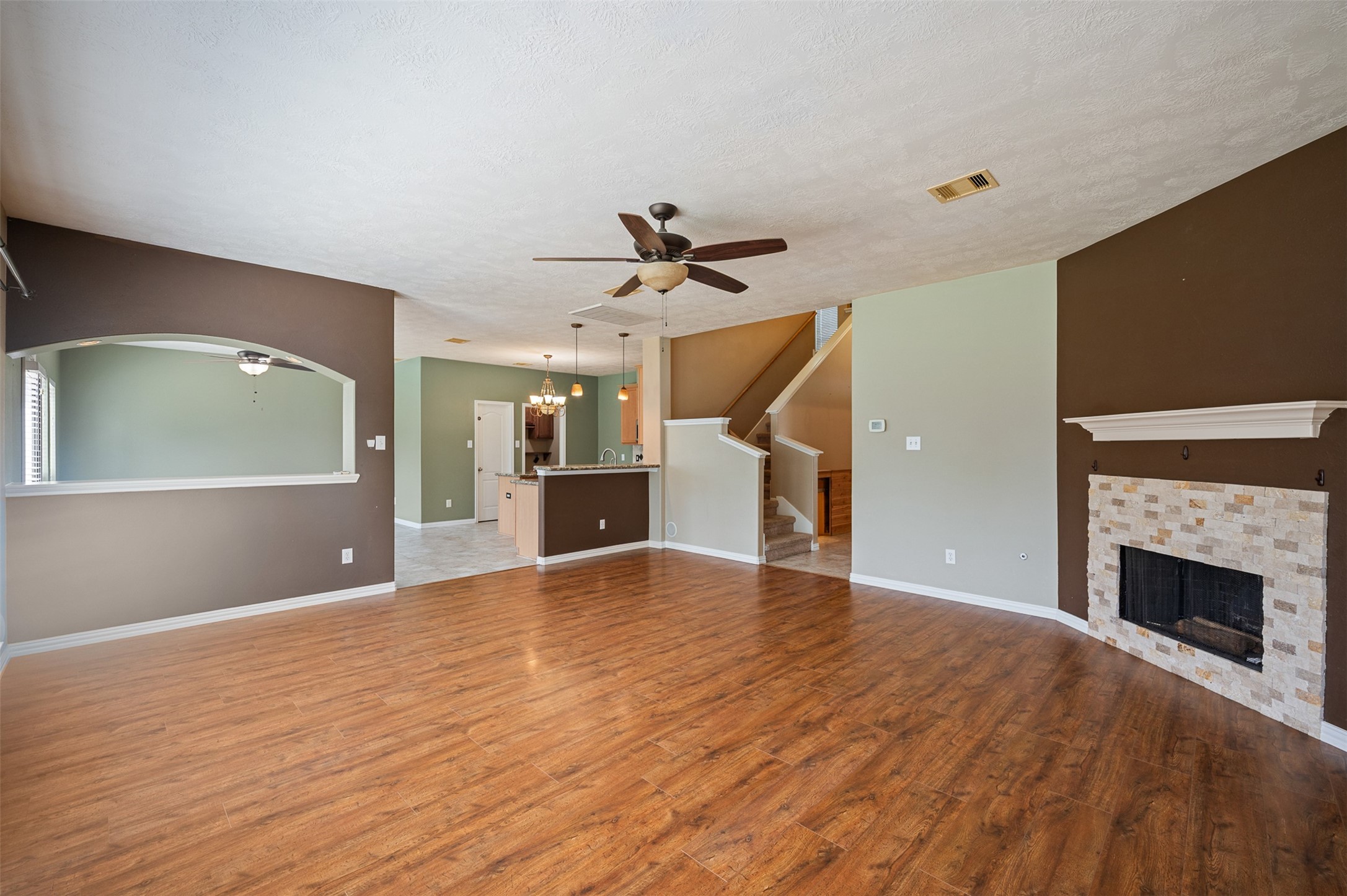 2931 Silver Landing Lane Property Photo 10