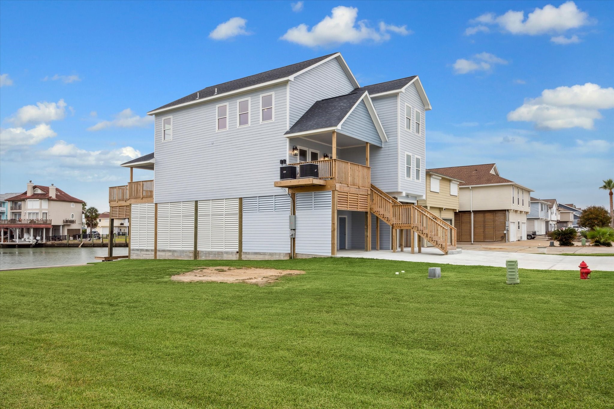 230 Bora Bora Drive Property Photo 3