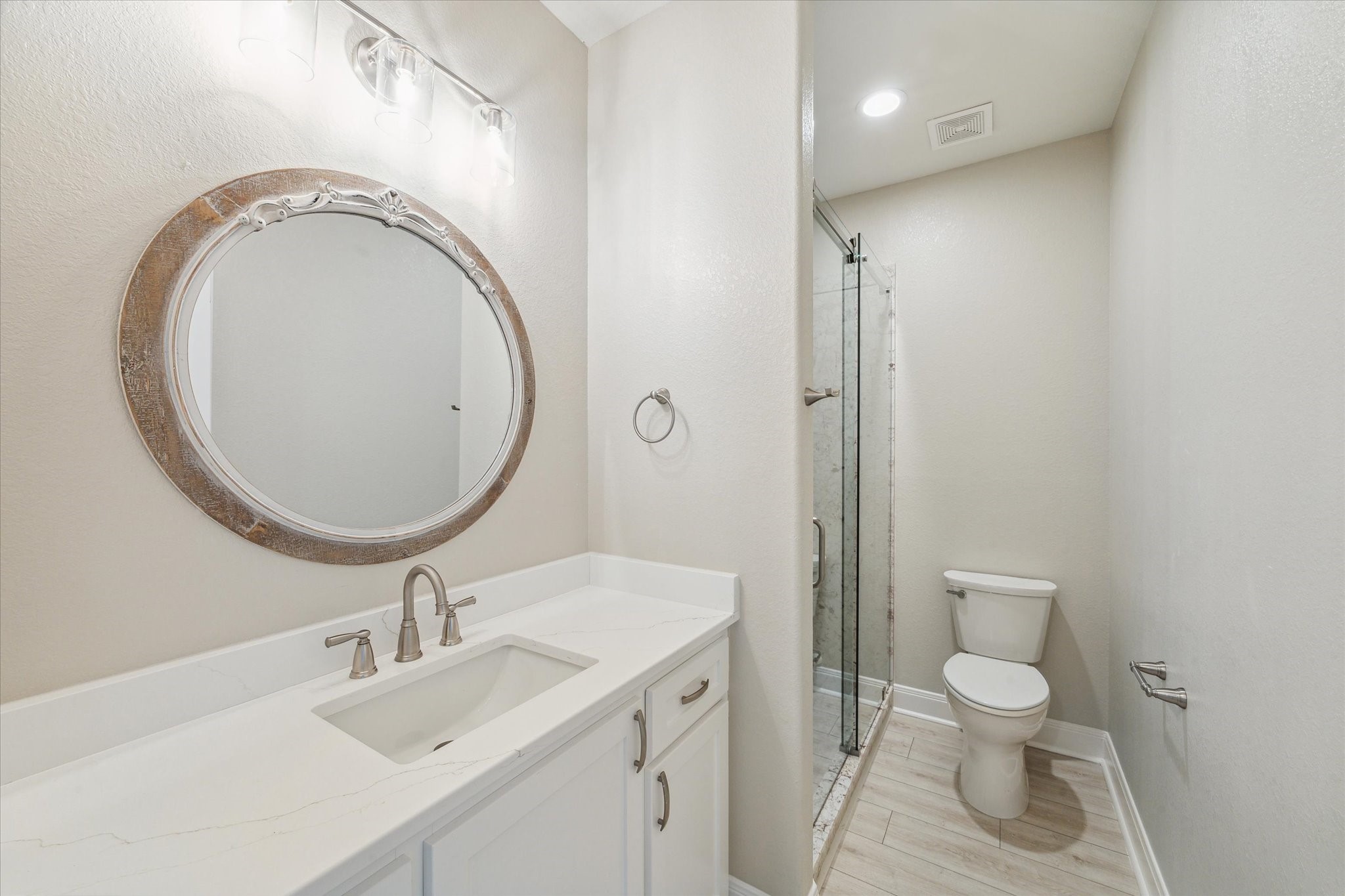 230 Bora Bora Drive Property Photo 26