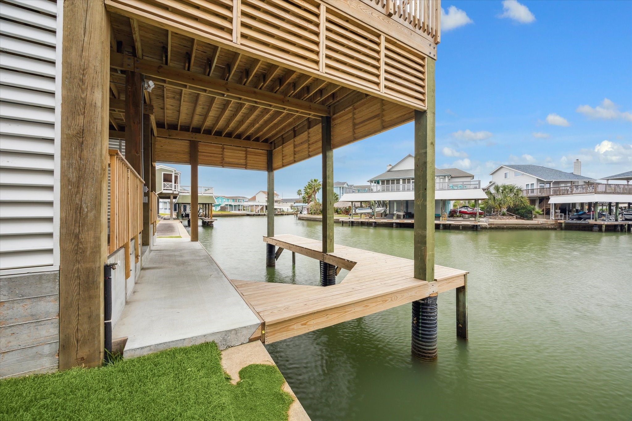 230 Bora Bora Drive Property Photo 31
