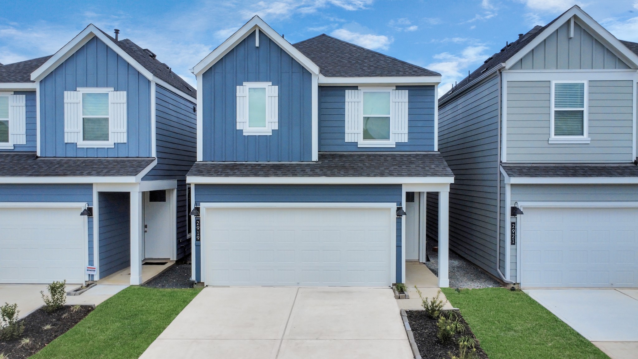2919 Amherst Meadow Lane Property Photo