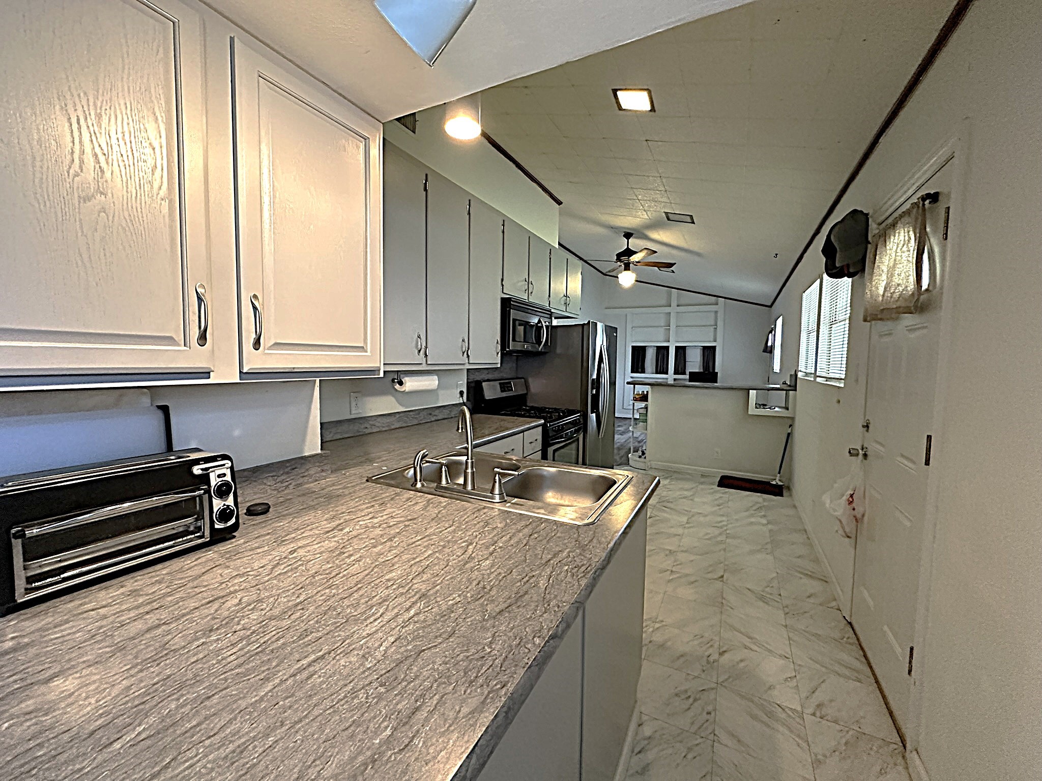 107 7th Avenue Property Photo 26