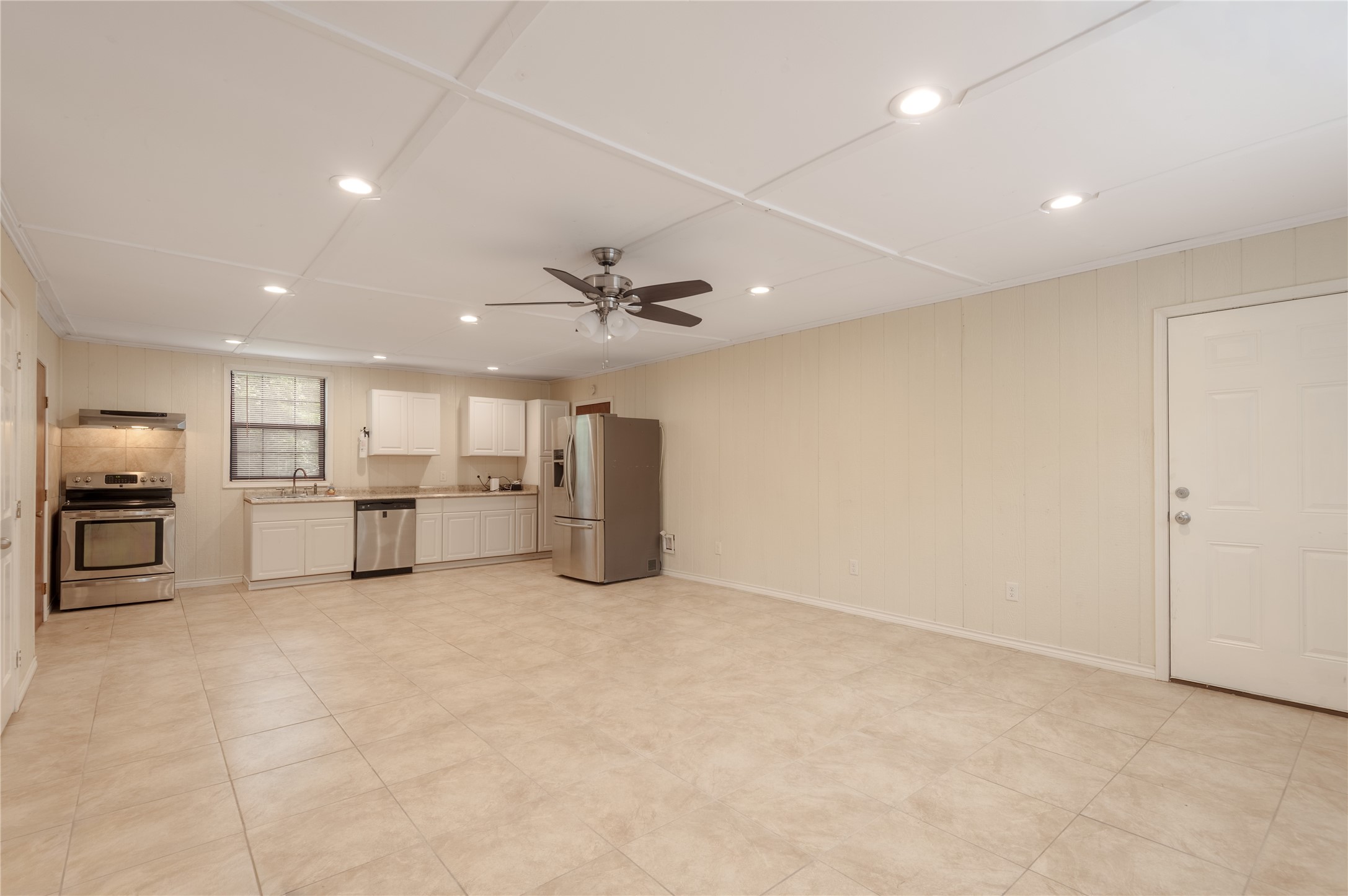 4640 Fm 1374 Road B Property Photo 1