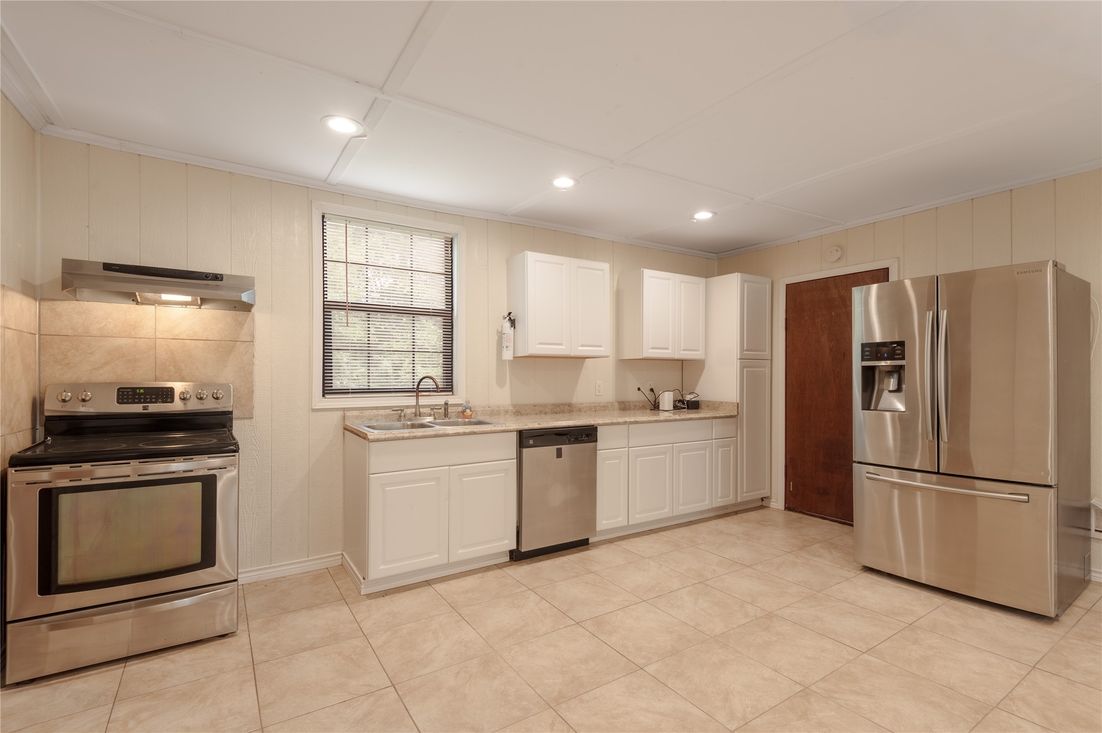 4640 Fm 1374 Road B Property Photo 4