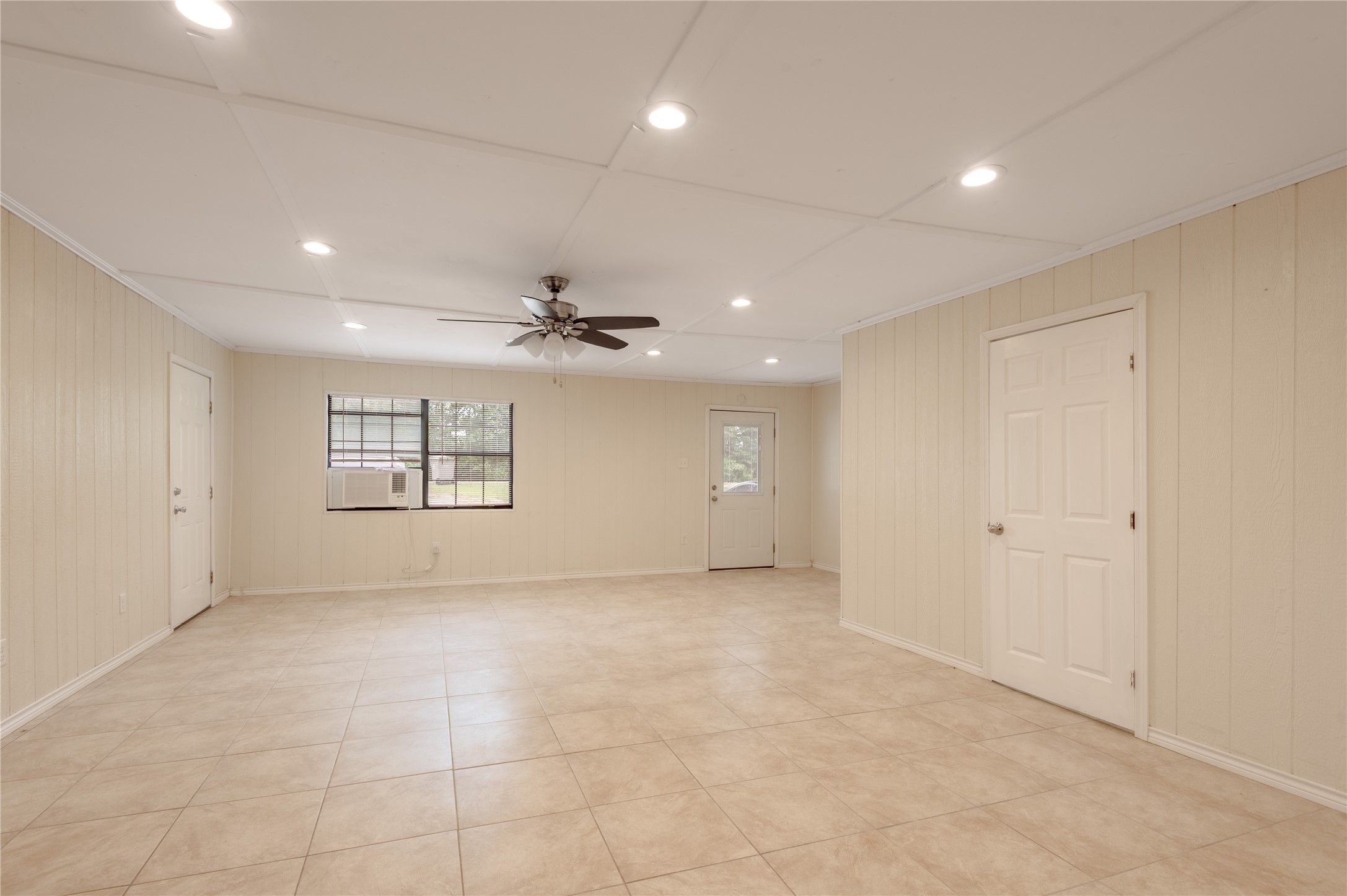 4640 Fm 1374 Road B Property Photo 7
