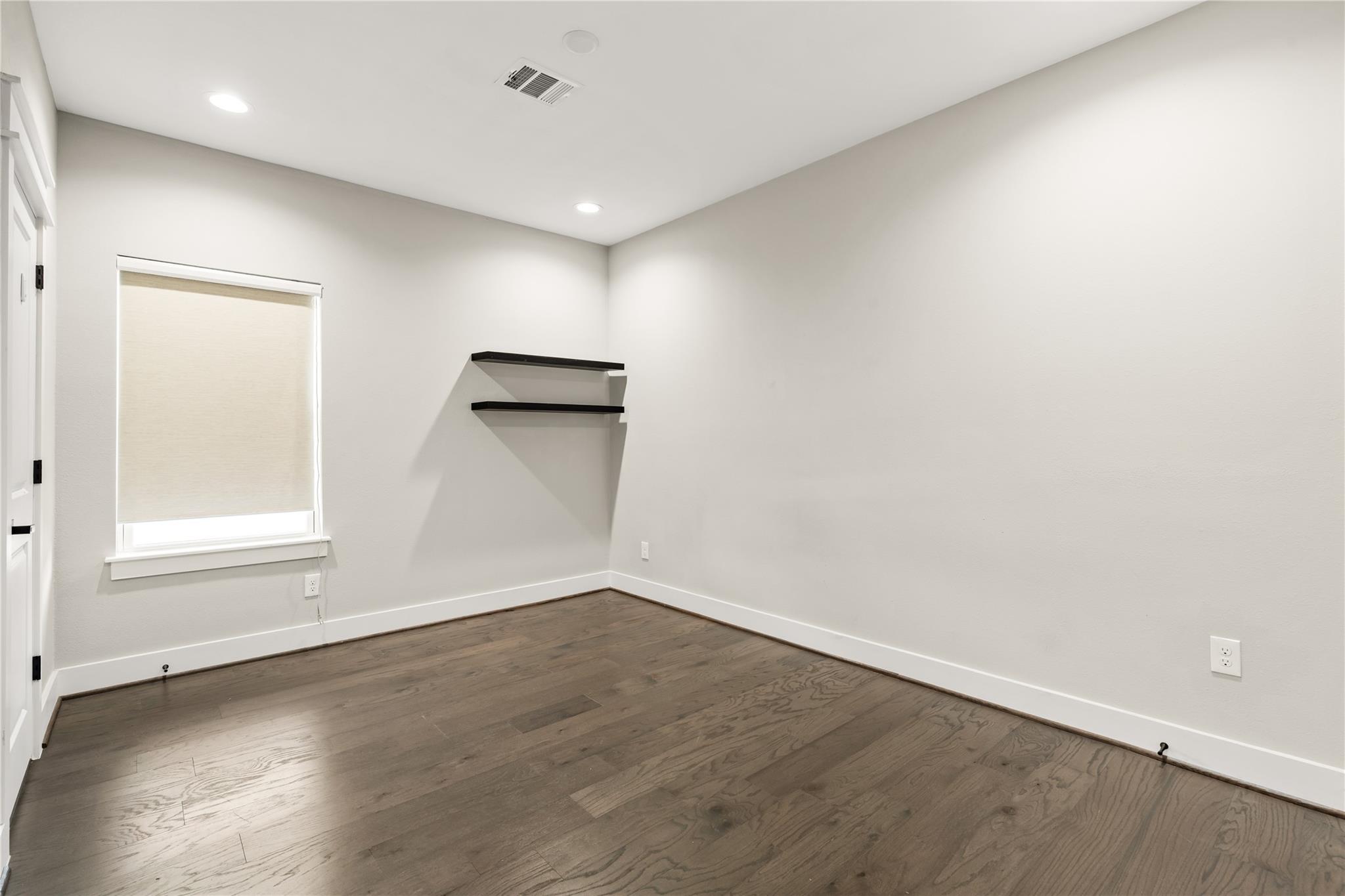 4510 Vernon Street Property Photo 21