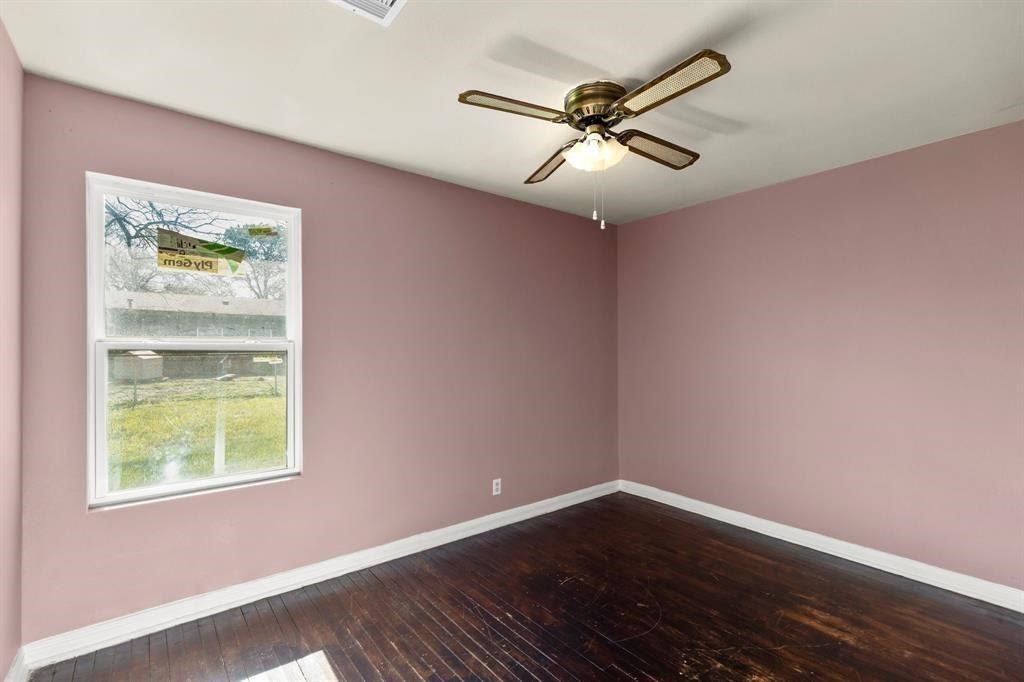 2506 6th Street Property Photo 3