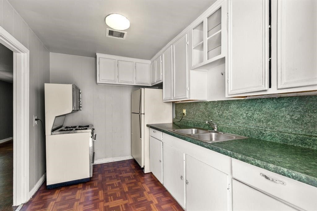 2506 6th Street Property Photo 5