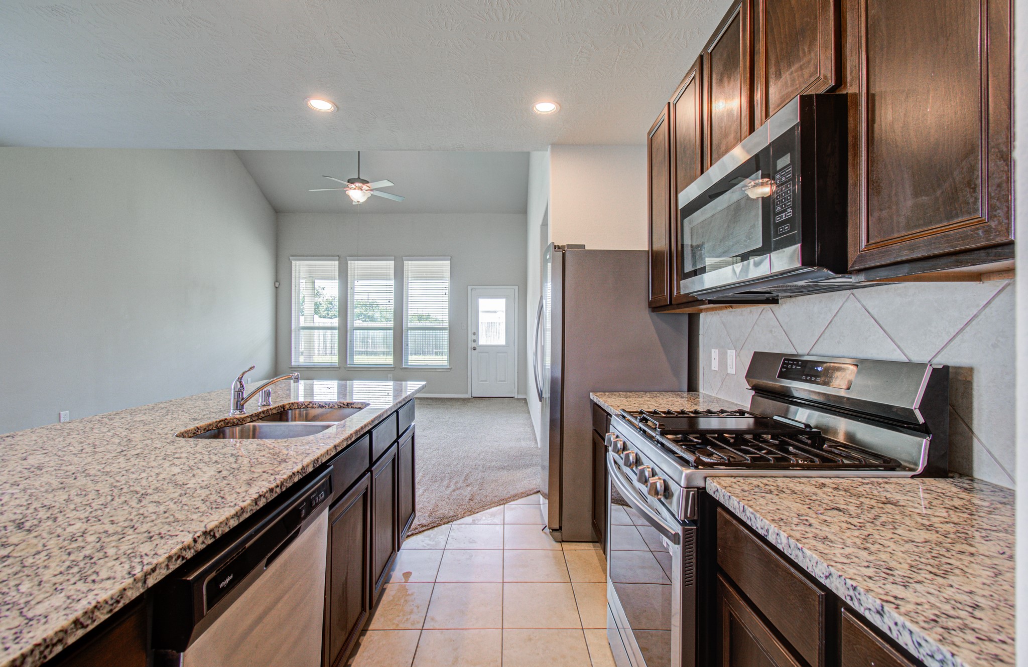 24942 Alberti Sonata Drive Property Photo 8