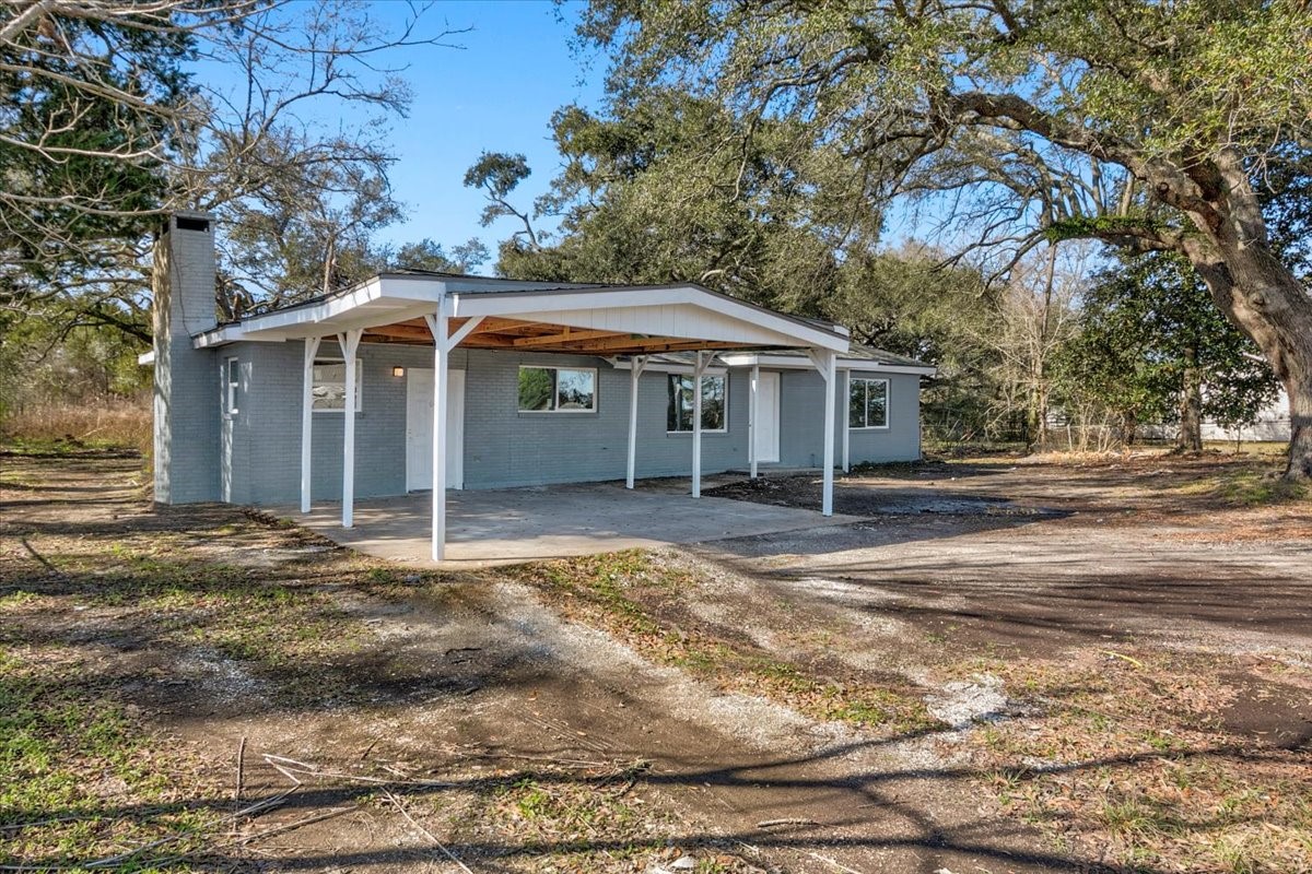 16458 Highway 62 S Property Photo 2